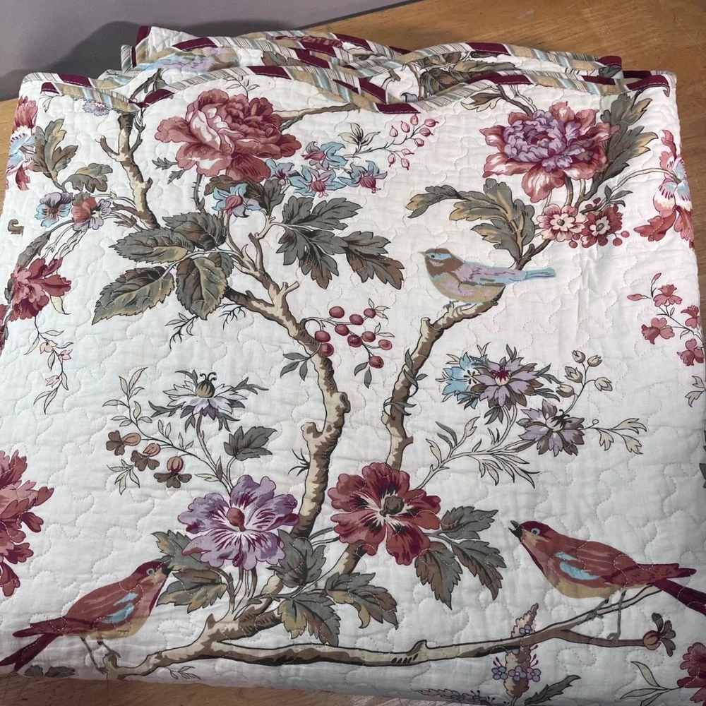 Waverly Charleston Chirp Quilt Set Full/Queen Cream Burgundy Floral Bird Rev